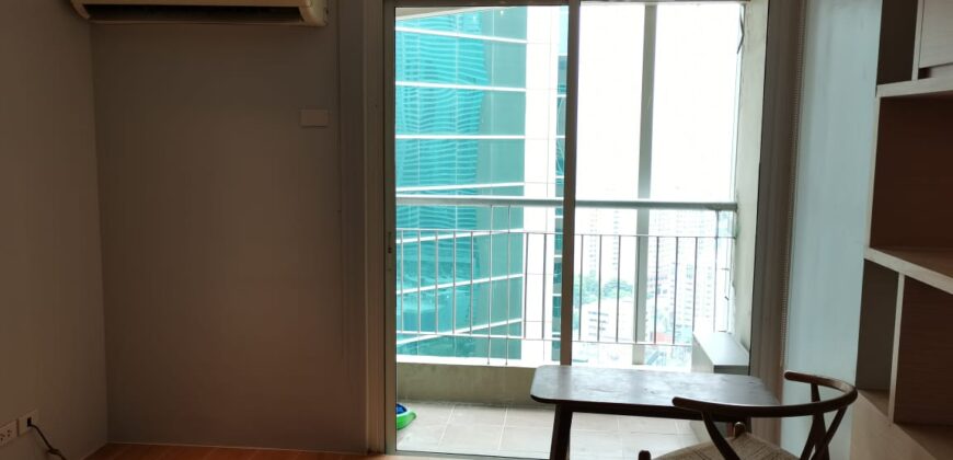 Oriental Garden, Chino Roces Ave. Makati City For Rent