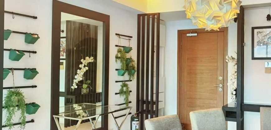 Icon Plaza BGC 2BR for Rent