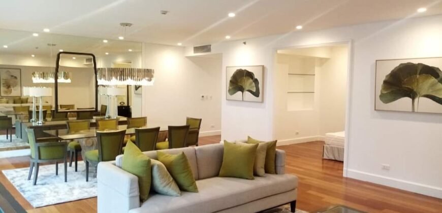 One Roxas Triangle, Makati City 3-BR Unit