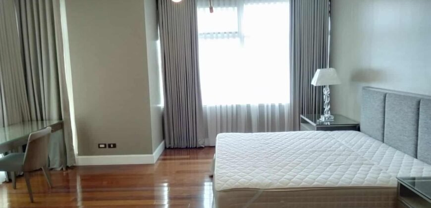 One Roxas Triangle, Makati City 3BR Condo for Rent