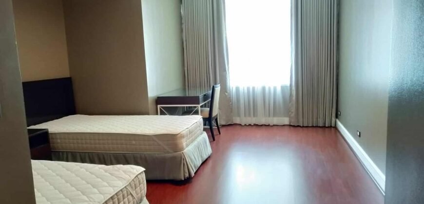 One Roxas Triangle, Makati City 3BR Condo for Rent