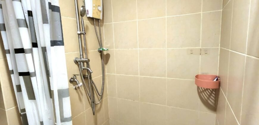 The Infinity, 25th Street, BGC, Taguig City For Sale