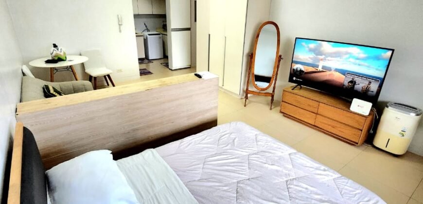 The Infinity, 25th Street, BGC, Taguig City For Sale