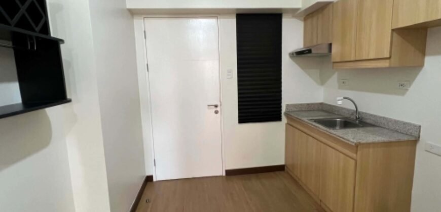 DMCI Brixton, Kapitolyo, Pasig City Condo for Sale
