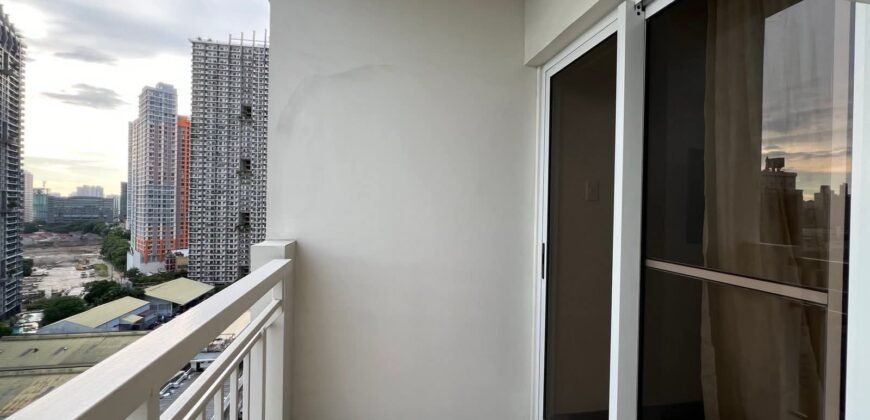 Brixton, Kapitolyo, Pasig City Condo for Sale